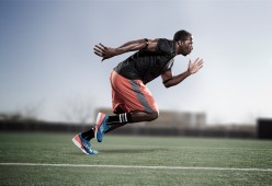 开云体育-全明星赛抢七大战对决在即！巴黎圣日耳曼演练定位球，本菲卡密集防守应对